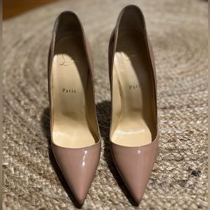 Size 39.5, So Kate Christian Louboutin Nude heel pump